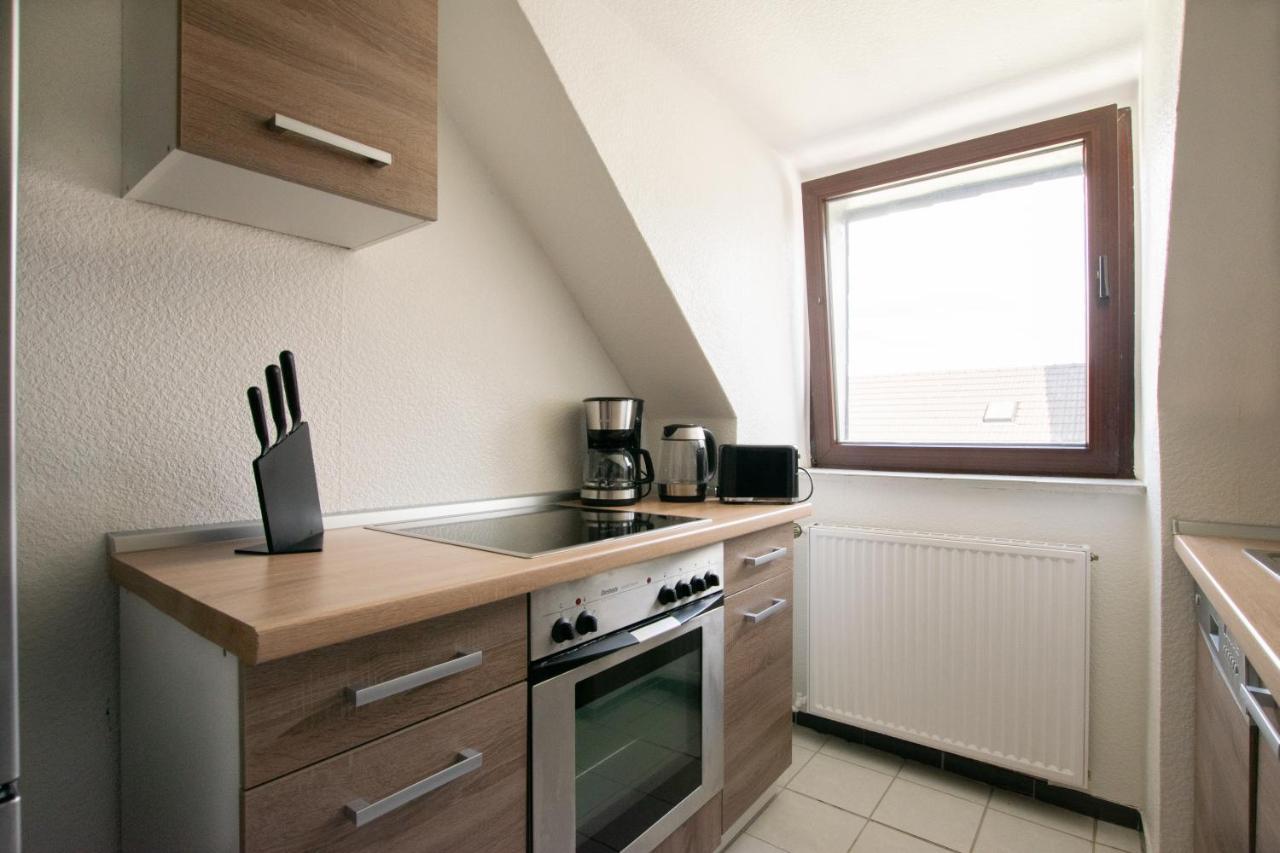 Raj Living - 1 , 2 And 3 Room Monteur Apartments Duisburg Exterior foto